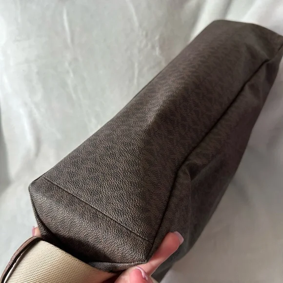 Michael Kors Brown and Tan Signature Messenger Bag with Cream Strap - Picture 3 of 11